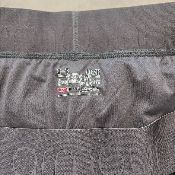 Under Armour running shorts. Size Large. - Picture 3 of 4